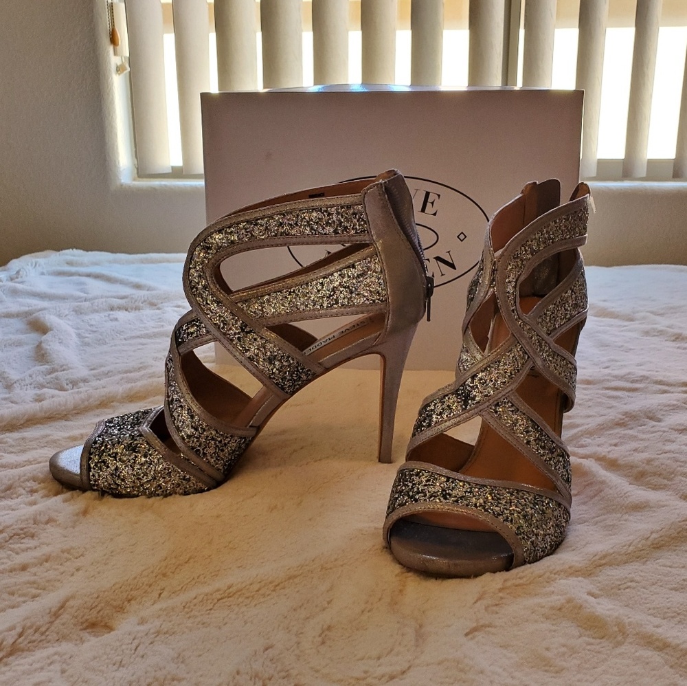 ⚡2/$20⚡Steve Madden Silver Sparkle Heels